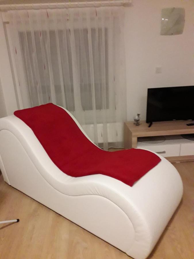 Apartman Mmvg Studio Zagreb Airport Велика-Горица Экстерьер фото